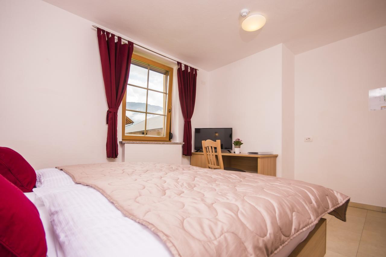 Bed & Breakfast Karun Cerklje na Gorenjskem Kültér fotó